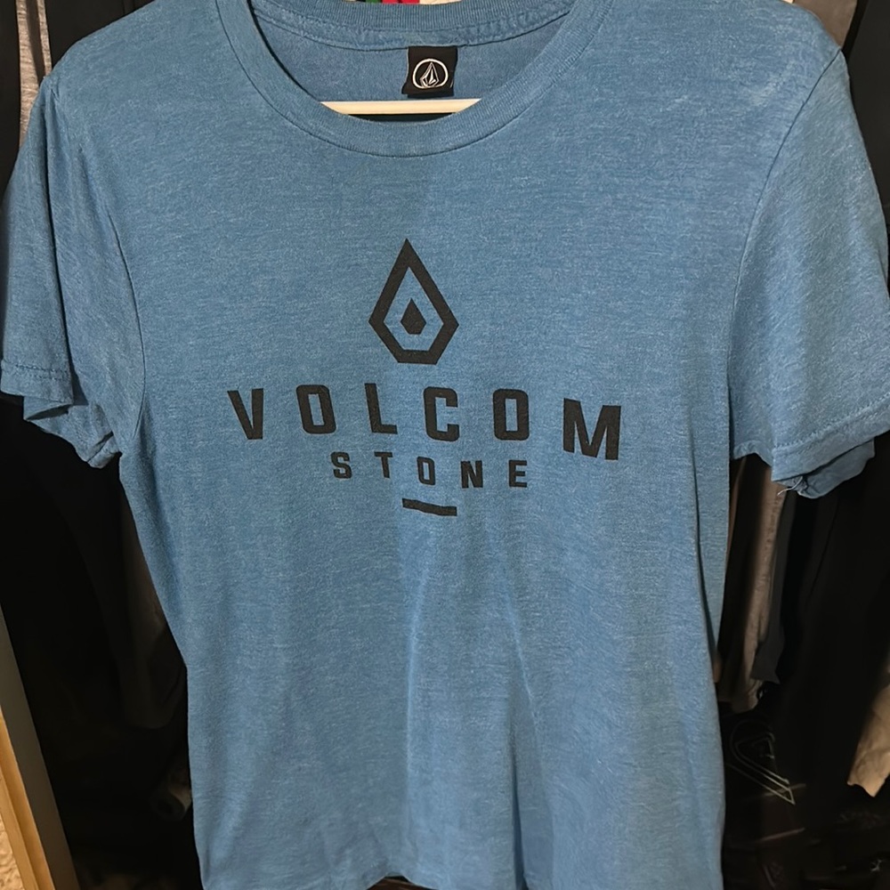 Blue Volcom shirt size small